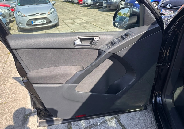 Volkswagen Tiguan cena 40888 przebieg: 238727, rok produkcji 2010 z Sułkowice małe 781